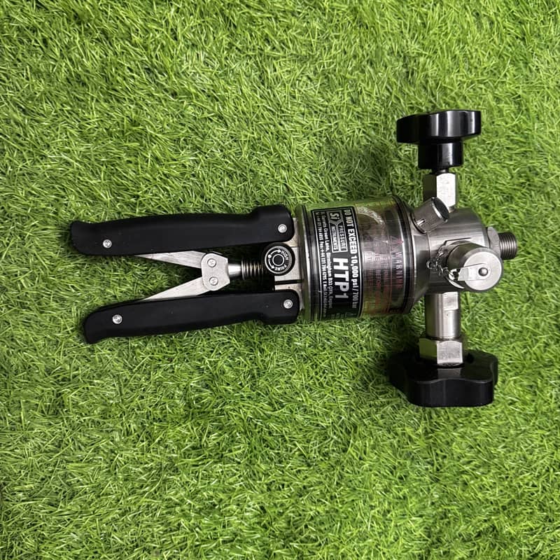 Pressure Calibrator 6