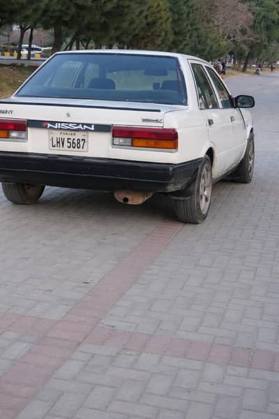 Nissan Sunny B12 1987 model.