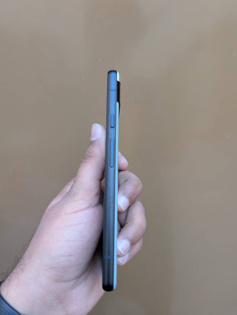 Google Pixel 6a 4