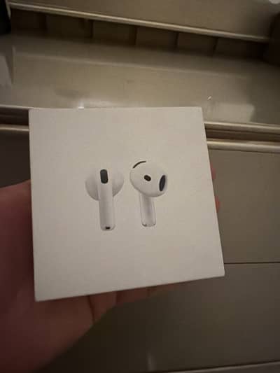 Apple airpods 4