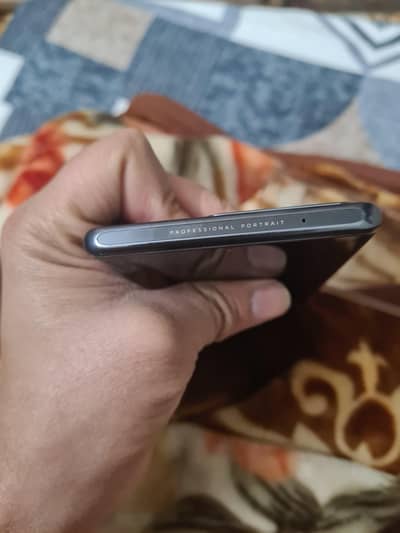vivo v29 10/10 condition 12/ 256gb