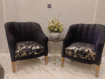 Coffee chairs for sale with table