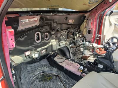 Get your car’s AC serviced and repaired & Services – now at 30% OFF!