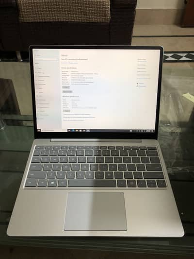 Microsoft Surface Go
