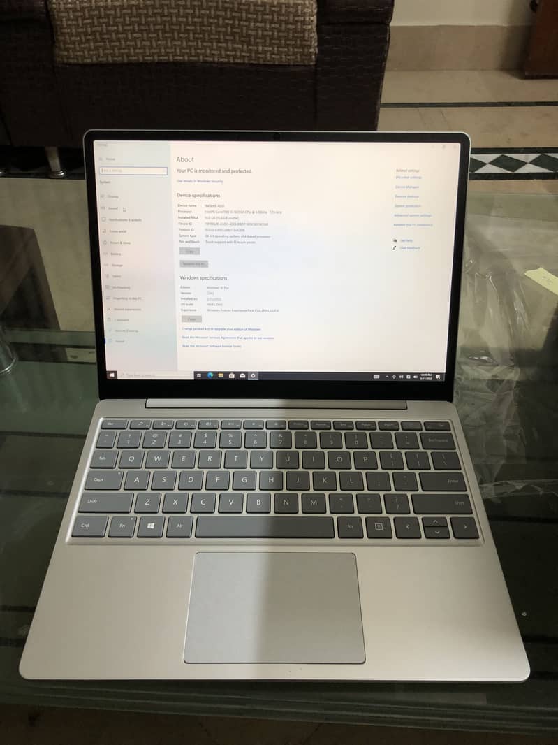 Microsoft Surface Go 0
