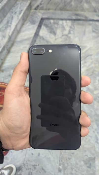 iPhone 8 plus non pta 10/10 water pack