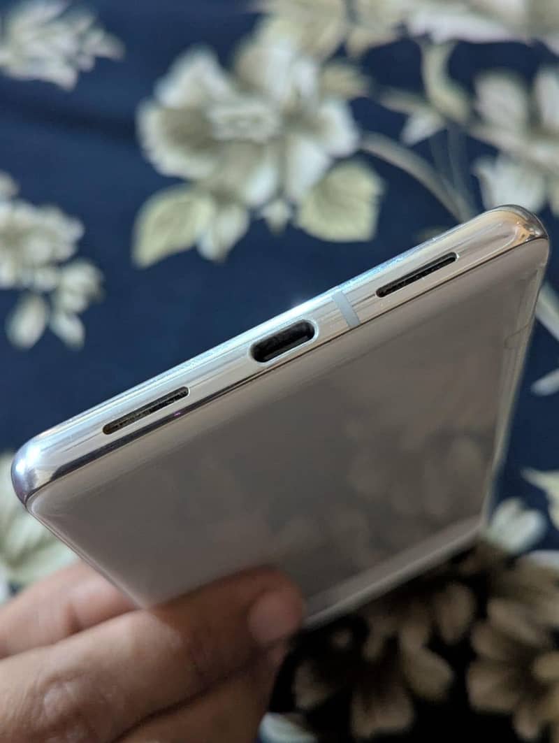 Google pixel 7 Pro 5