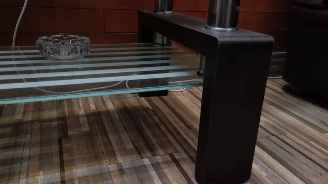 CENTER TABLE/CONSOLE 7