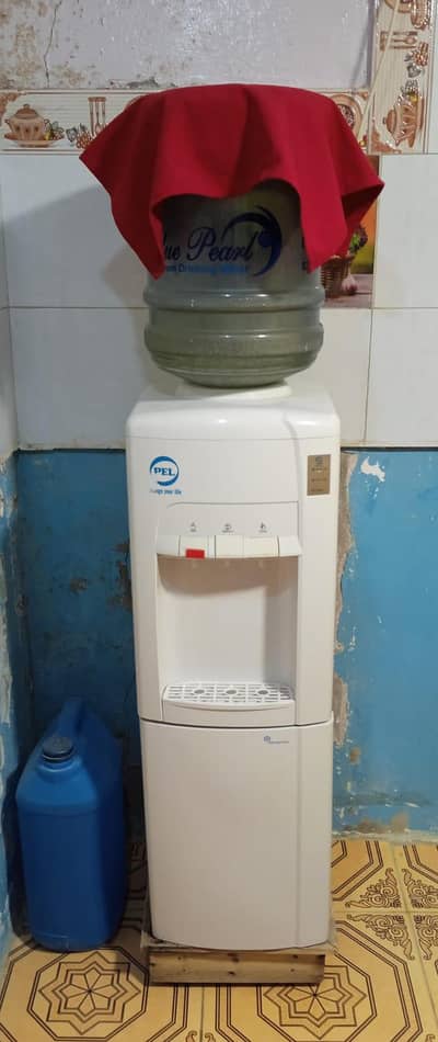 PEL water dispenser with mini refrigerator/fridge - electric dispenser