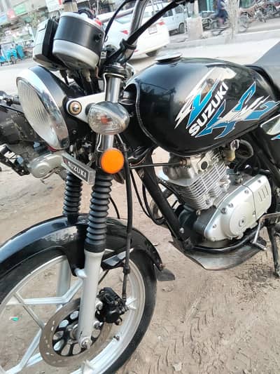 | SUZUKI GS 150 SE |