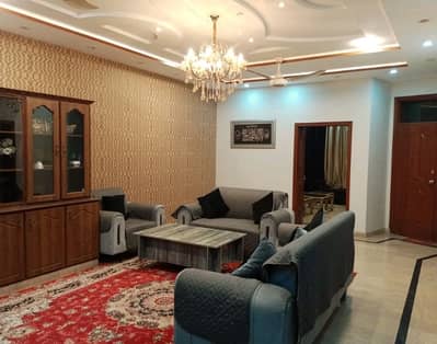 8 Marla House In Nasheman-e-Iqbal Phase 2 Is Available