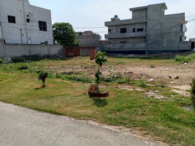 5 Marla Plot For Sale In Eden Boulevard In Very Reasonable