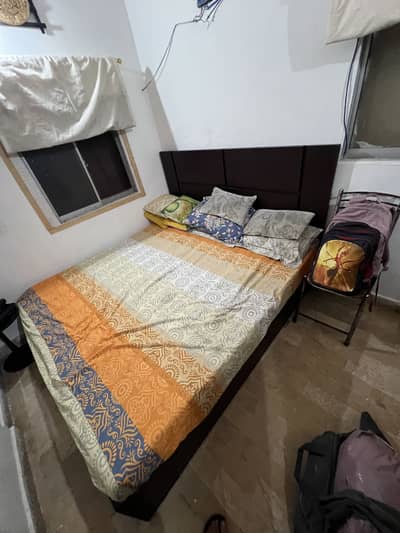 I want to sell Bed nd