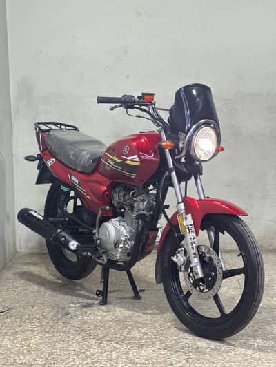Yamaha yb125Z DX 2021 model ( front gear )