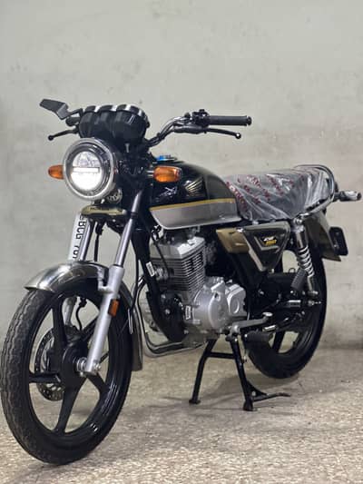 Honda cg150f 2025 model ( 1200 used only )