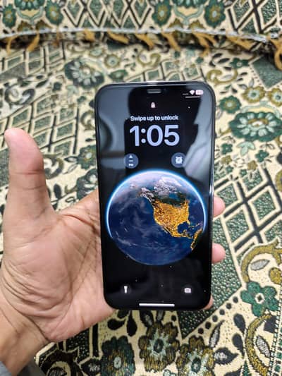 I phone 12pro max. 256gb