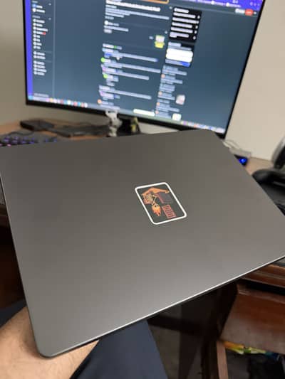 Macbook Pro 14 M5 512GB SSD 16 GB Ram 1 week Used