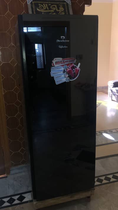 Dawlance Vertical Freezer (VF-1035 WB GD