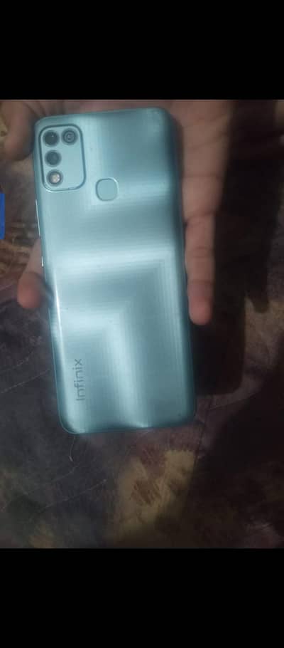 Infinix hot 10 play 4/64