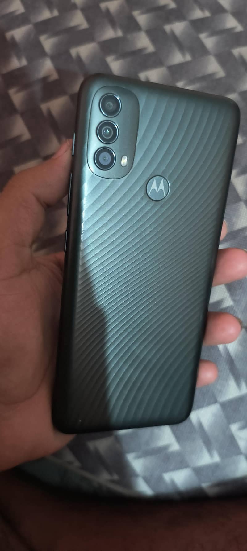Moto E40 0