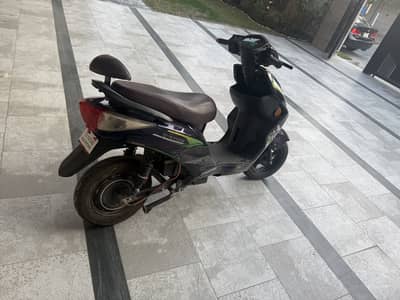 Scooty YJ Mehran