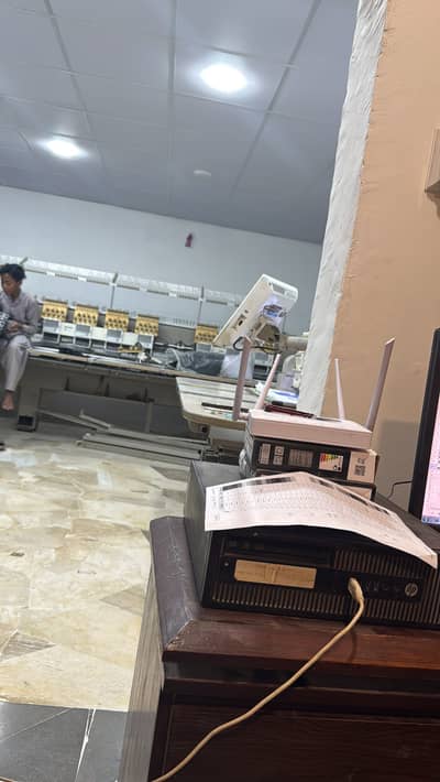 Embroidery machine Opreator