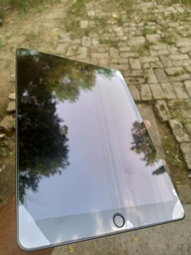 ipad 9th generation complete box 1