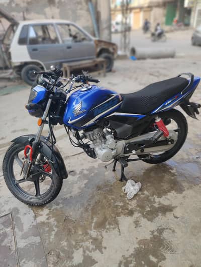 Honda 125F Special edition (Blue)