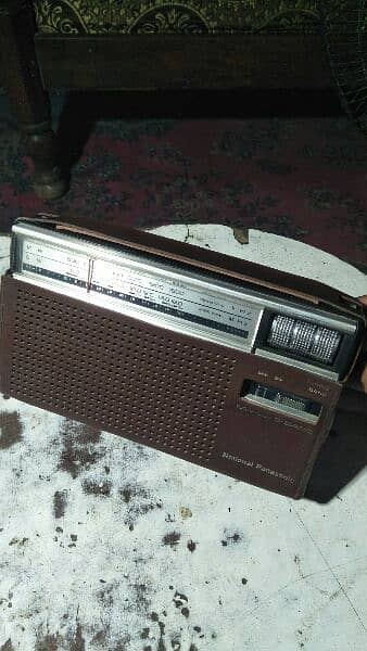 Radio National Panasonic R-217