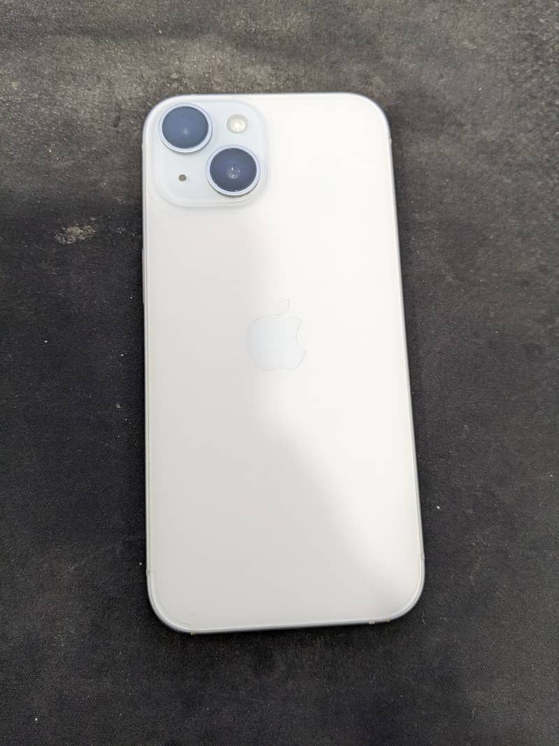 IPhone 15 mint condition 3