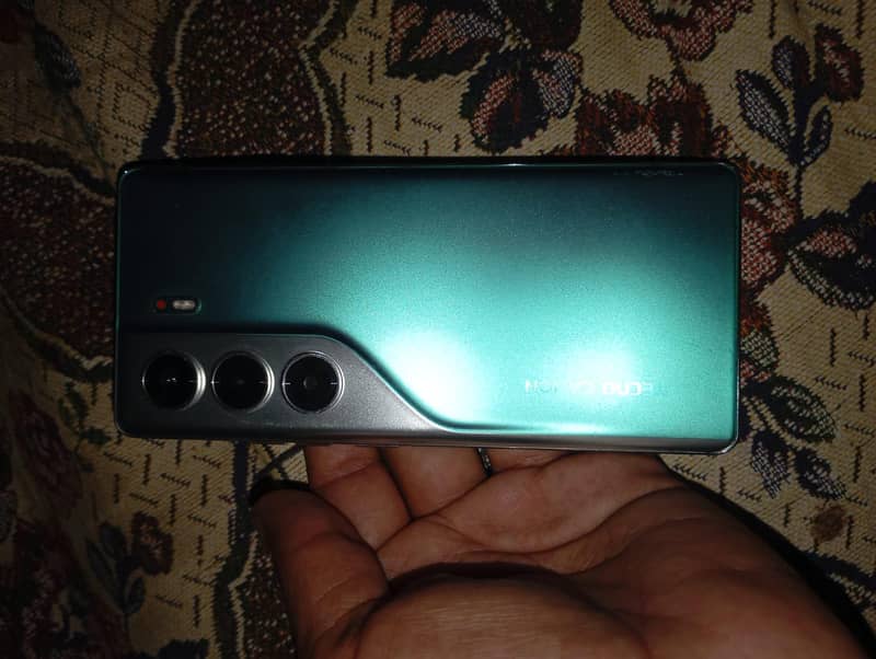 tecno camon 40 pro 5