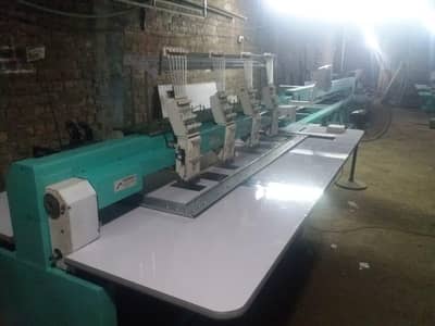 ,4 hd embroidery machine new condition 400 by 550