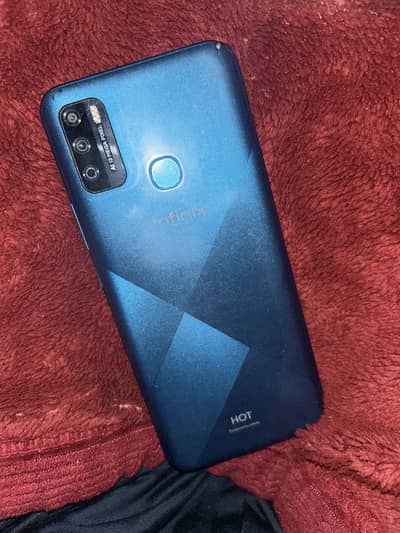 Infinix hot 9 play 2/32