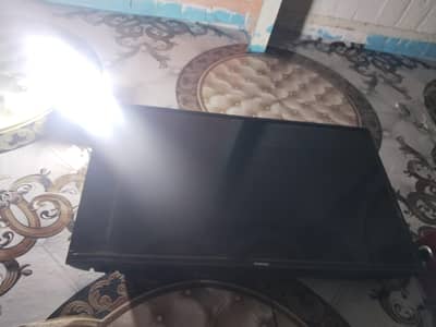 Samsung ke led 43 inch android for sale bilkul new condition ma ok he