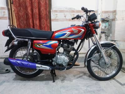 Honda 125 in original condition pakka 22 model he biometric available