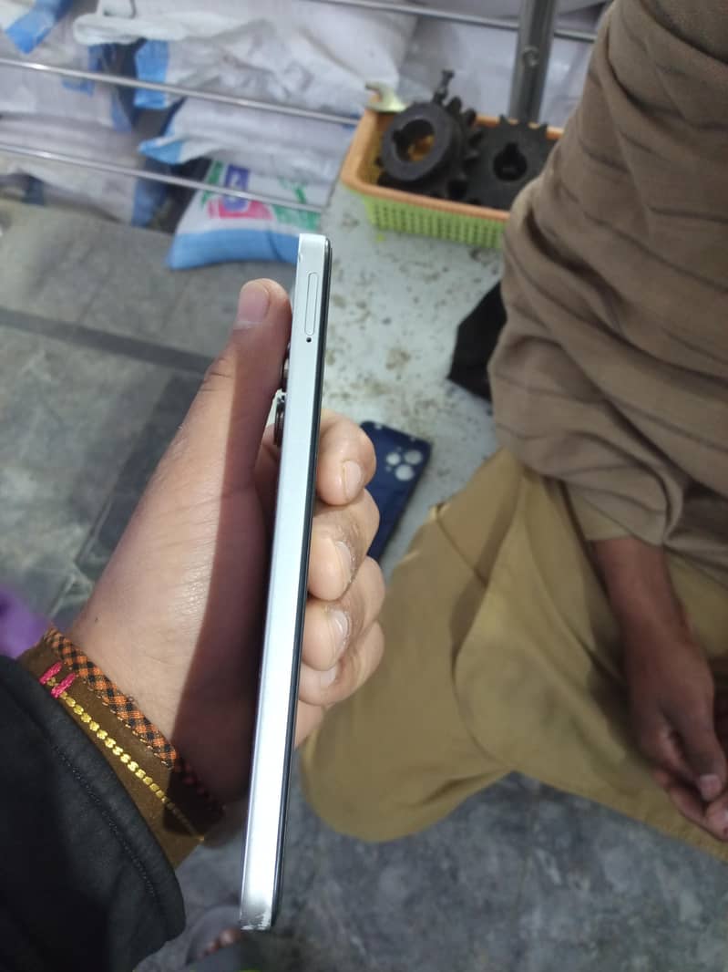 my WhatsApp number 03207719064 5