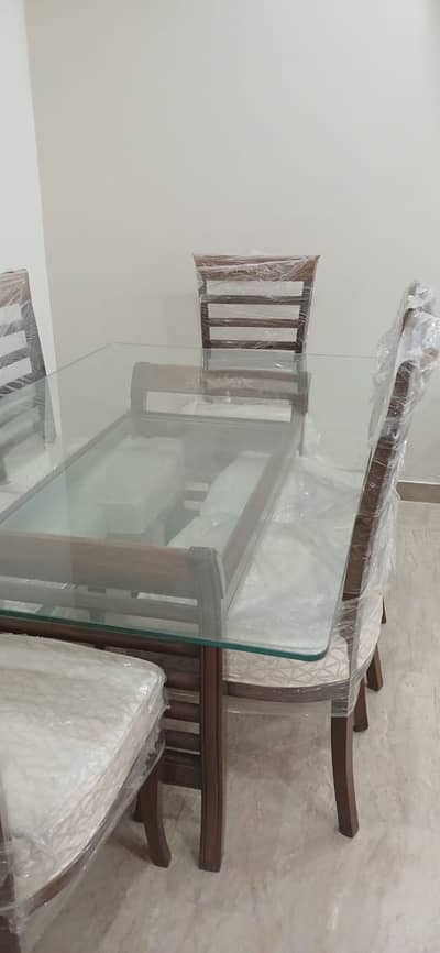 6 seater dining table,Sheesham wood.