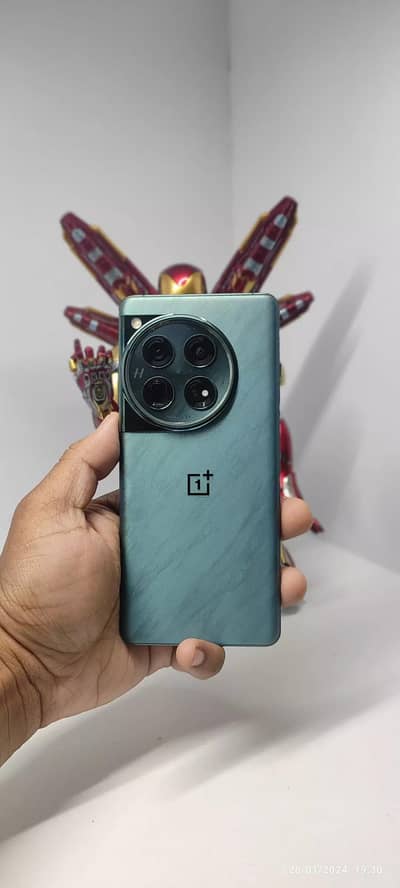 OnePlus 12 16/512 Complete Box