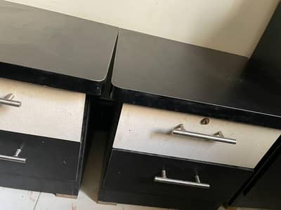 10/10 bedset available for urgent sale