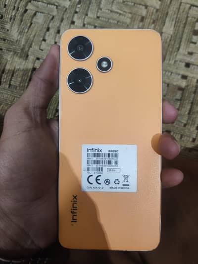 Infinix hot 30i 8+8 128 with box charger 10by10