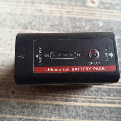 LED light battery and charger German hai