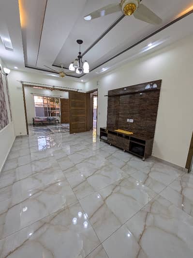 GULBERG RESIDENCIA F BLOCK FULL HOUSE FOR RENT