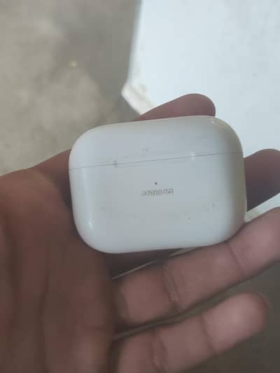 NEW HAI ONLY HEADPHONES HAI OR URGENT SELL HAI