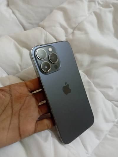 iPhone 13 Pro 256gb factory unlock 10/9 condition