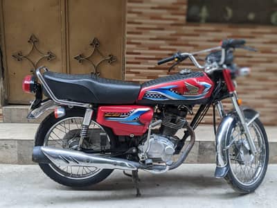 Honda 125 2024 model 1st hand home used bike