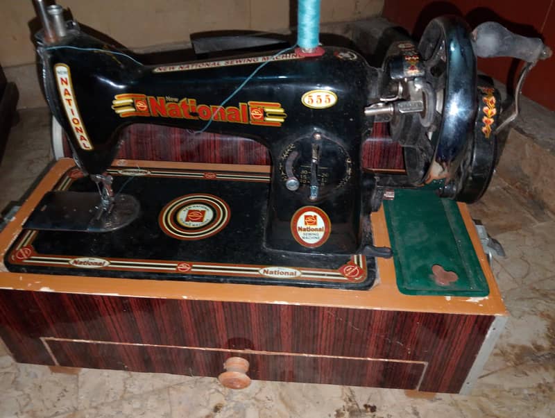 Sewing machine without motor 2