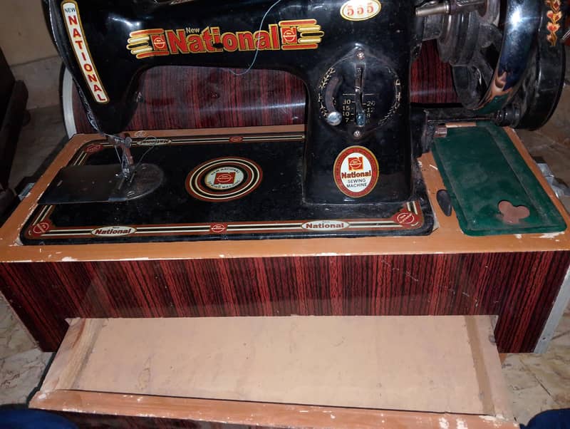 Sewing machine without motor 4