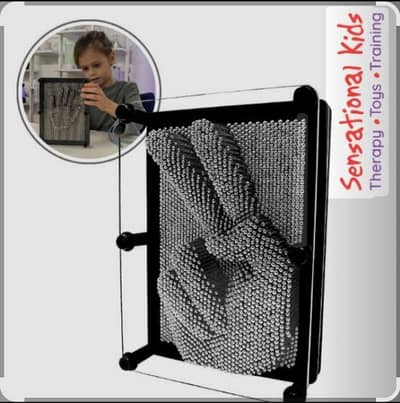 PIN ART, 3- Dimensional Pin Sculpture Toy