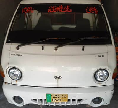 SHAHZOR HYUNDAI WITH ORIGINAL BACK HOOD