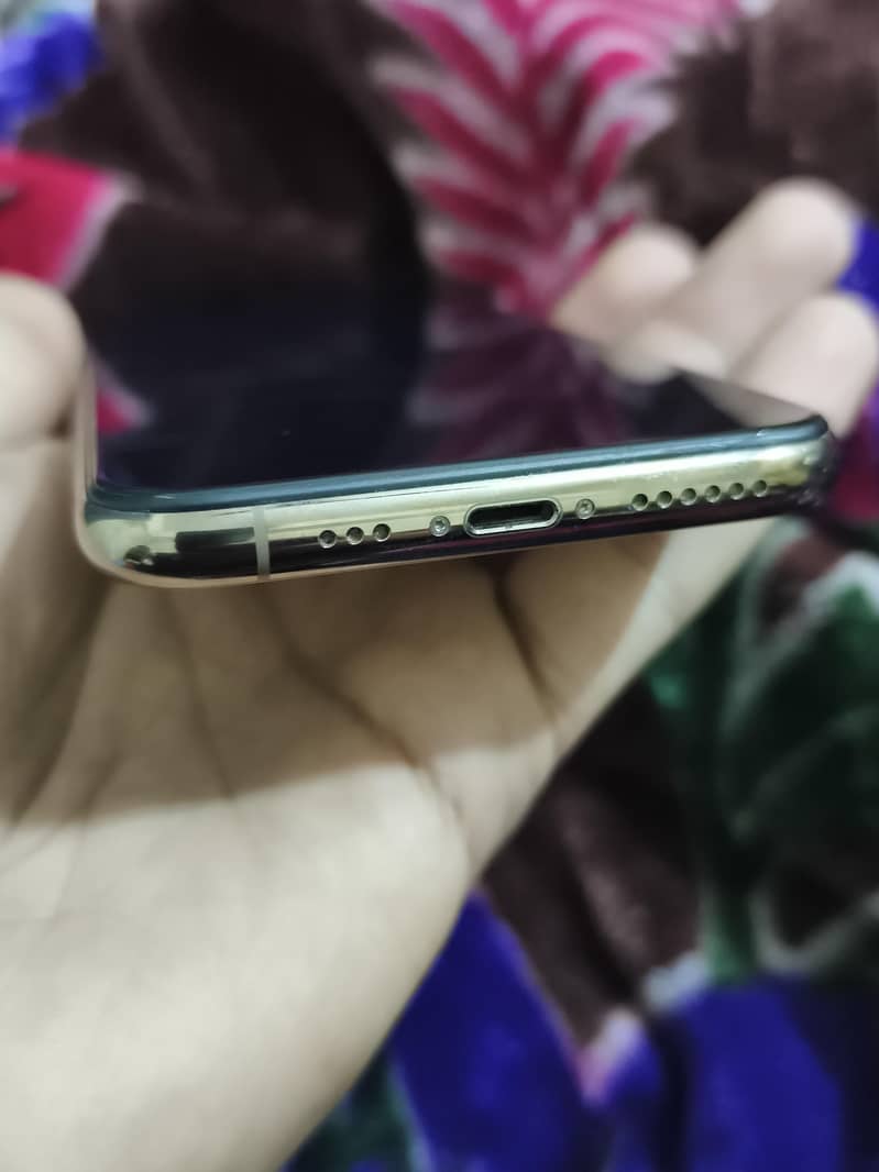 iPhone 11 pro 2
